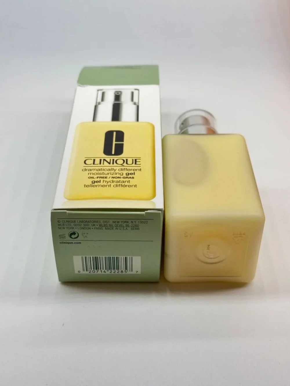 CLINIQUE Dramatically Different Moisturizing Gel 4.2 fl